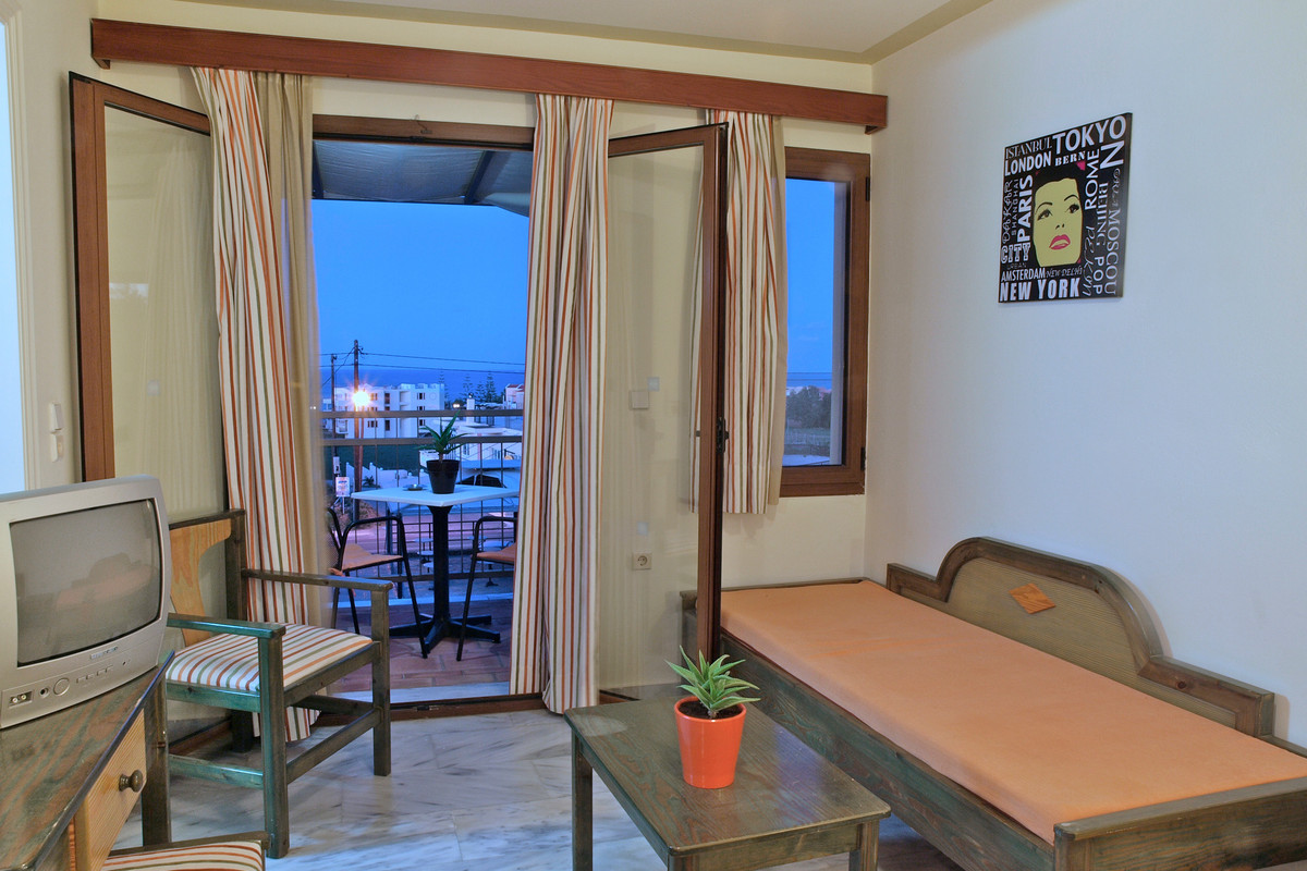 ALEXANDROS M HOTEL