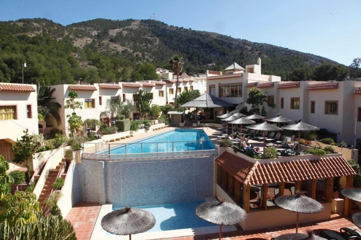 Alfaz' Paradise Club