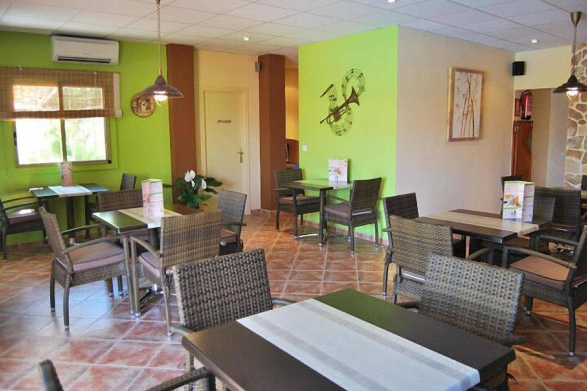Alfaz' Paradise Club