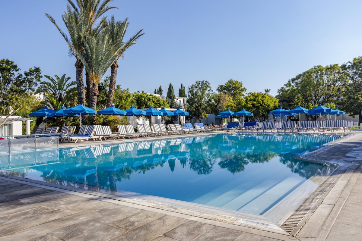 Aliathon Aegean Resort