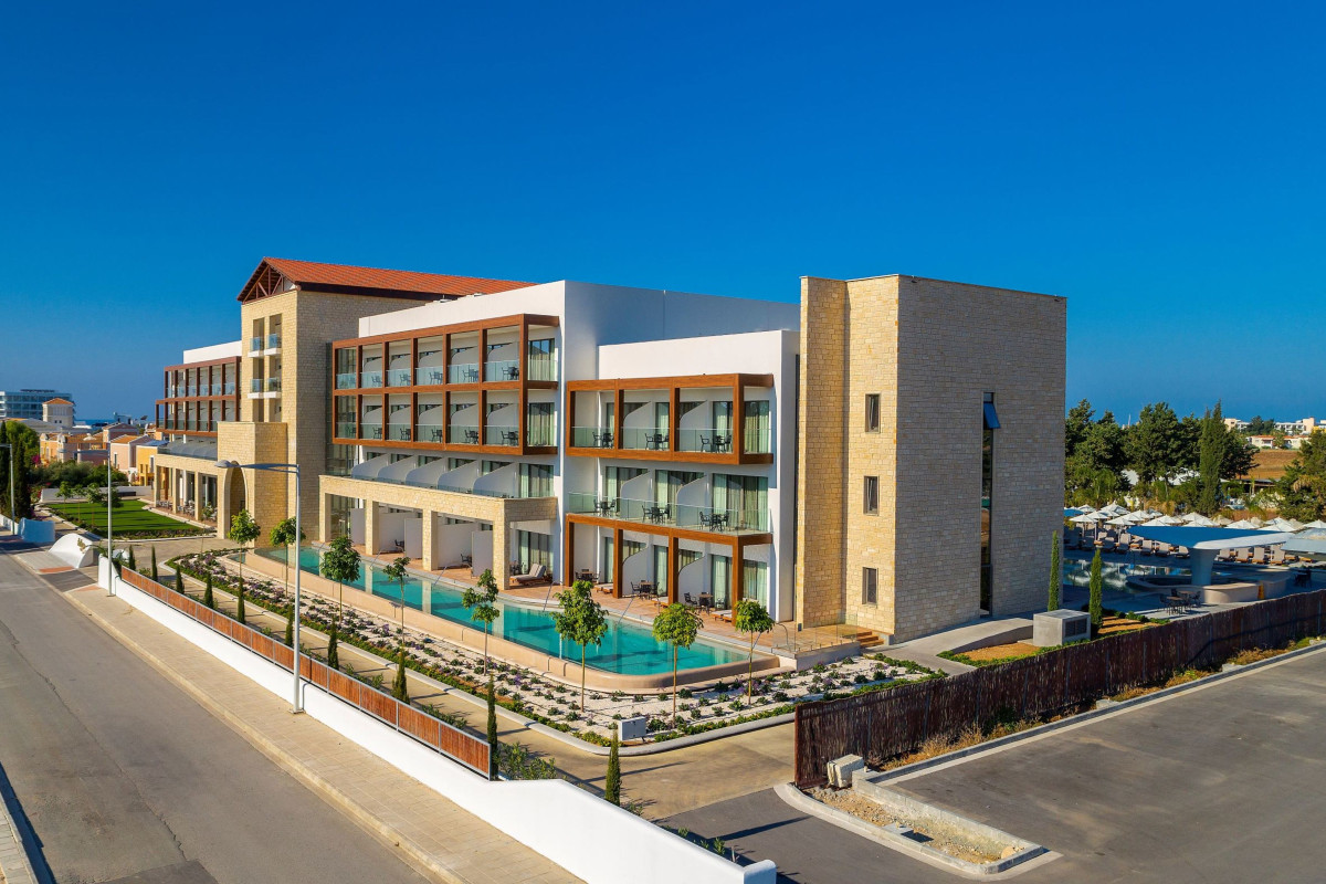 Aliathon Resort