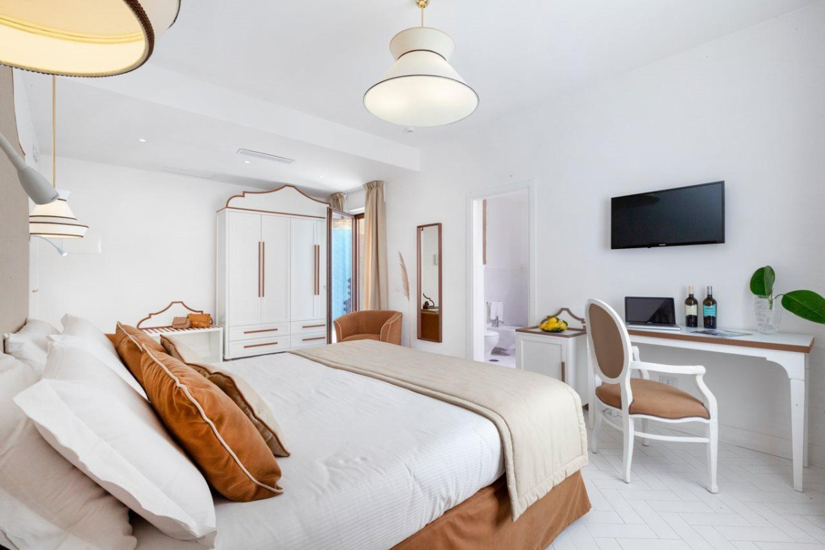Alimuri Bay Resort