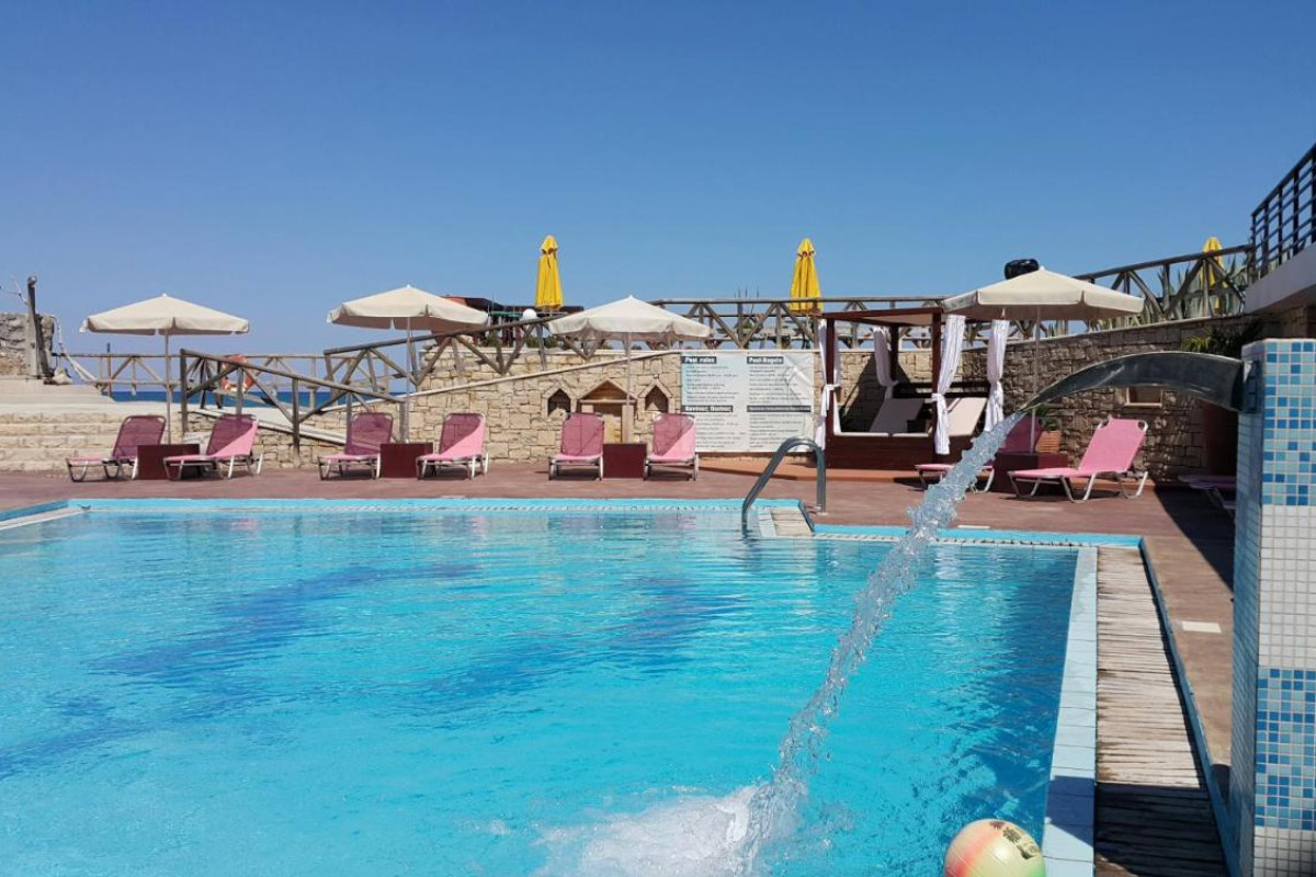 ALKIONIS BEACH HOTEL APARTMENTS