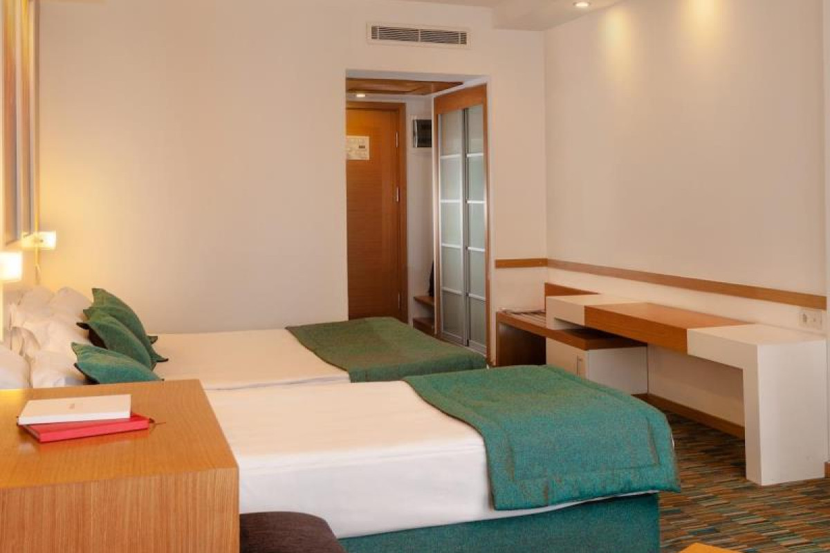 ALKOCLAR ADAKULE HOTEL