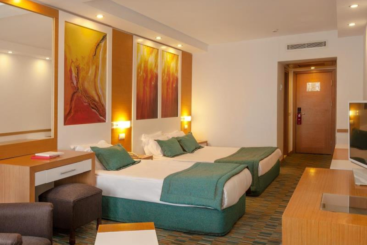 ALKOCLAR ADAKULE HOTEL