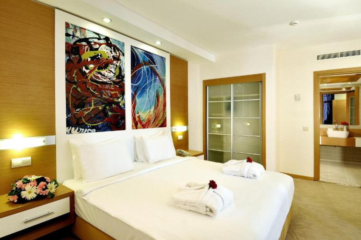 ALKOCLAR ADAKULE HOTEL