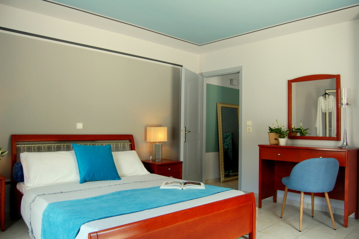 Alkyoni Apartments and Studios