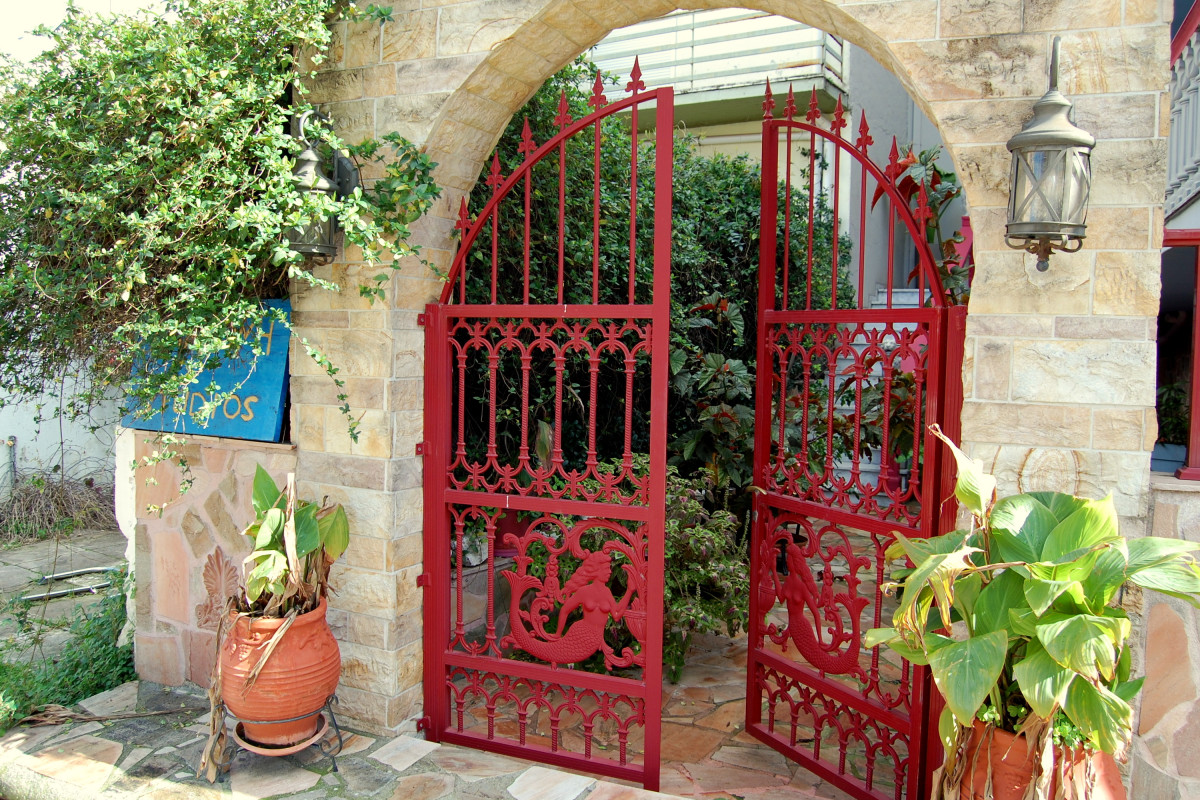 Alkyoni Apartments and Studios