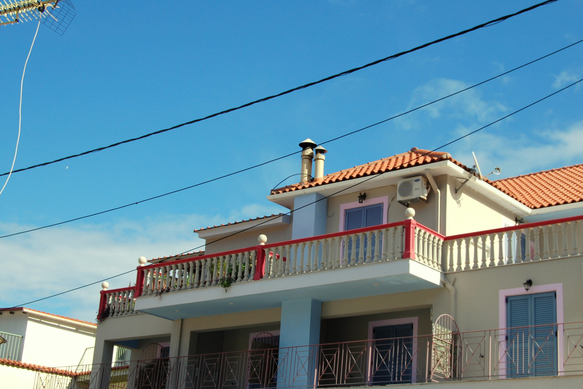 Alkyoni Apartments and Studios