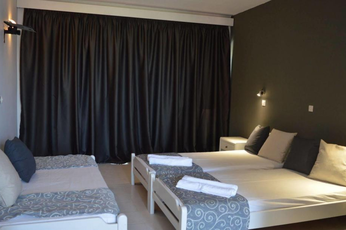 Alkyonides Hotel