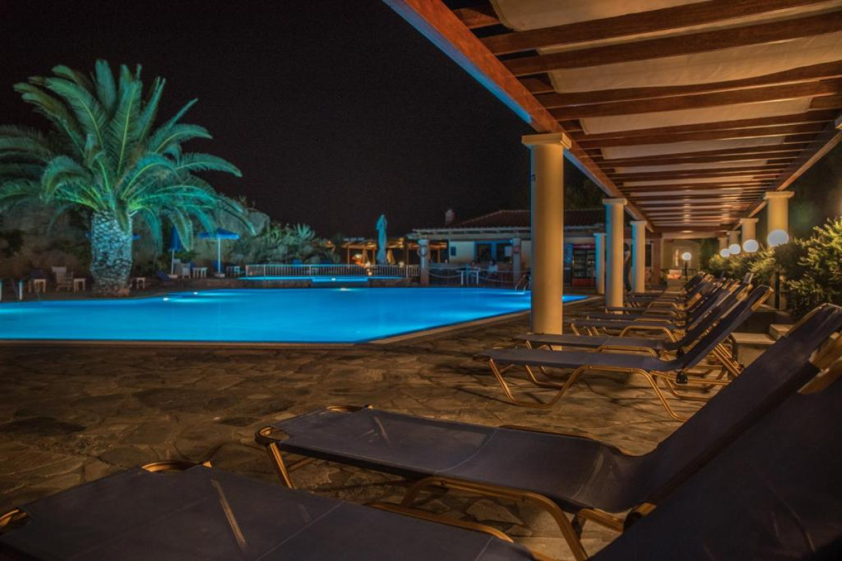 Alma Hotel
