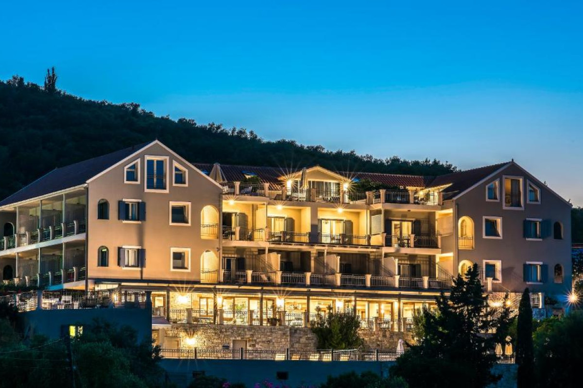 Almyra Hotel