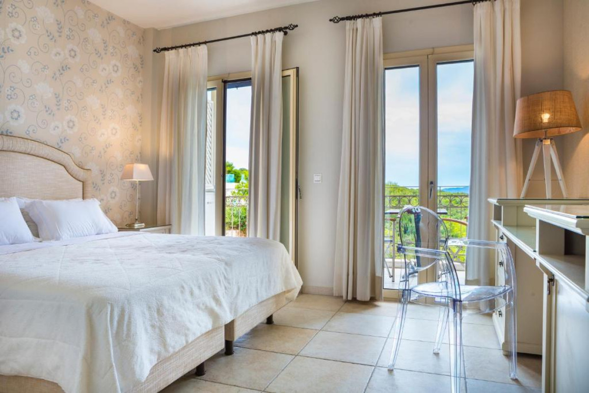 Almyra Hotel