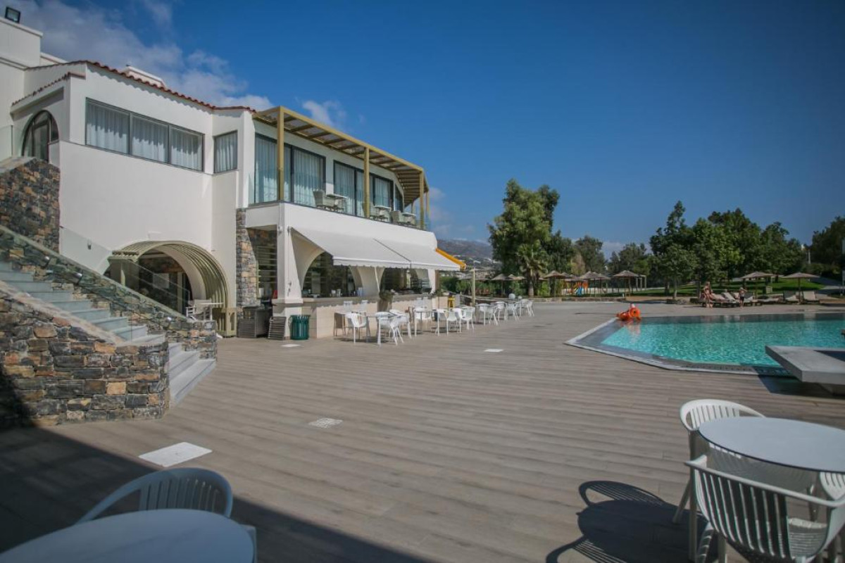 Almyra Hotel & Village