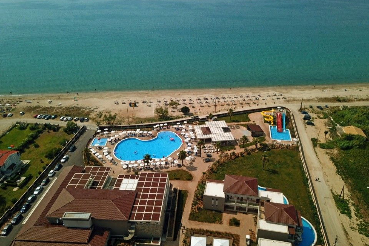 Almyros Beach Resort & Spa