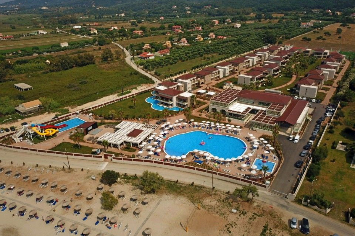 Almyros Beach Resort & Spa