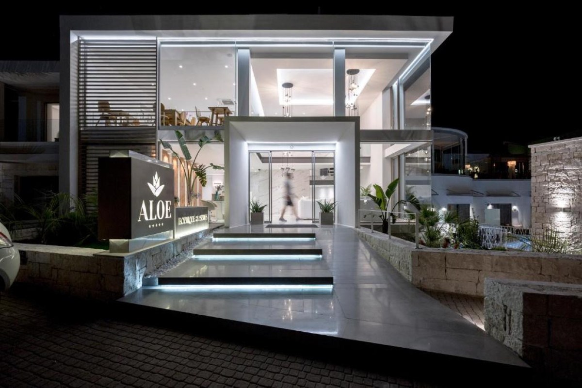 Aloe Boutique  & Suites (Adults only 16+)