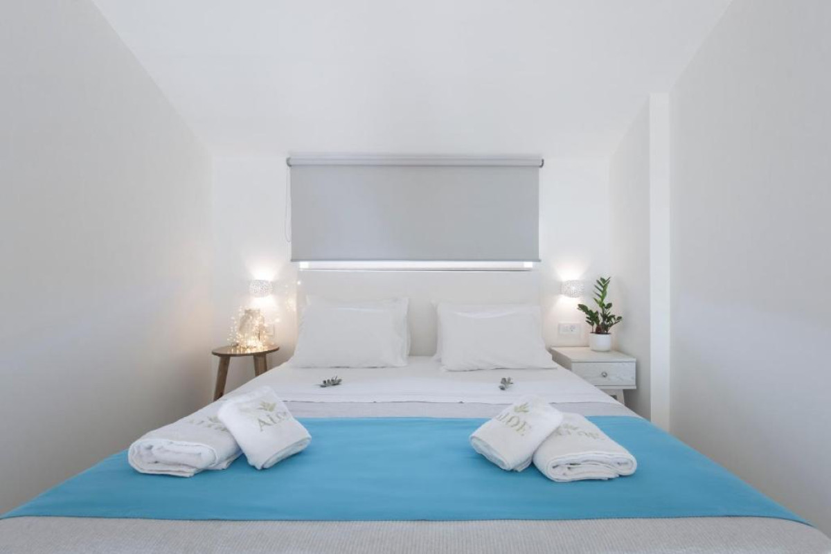 Aloe Boutique  & Suites (Adults only 16+)