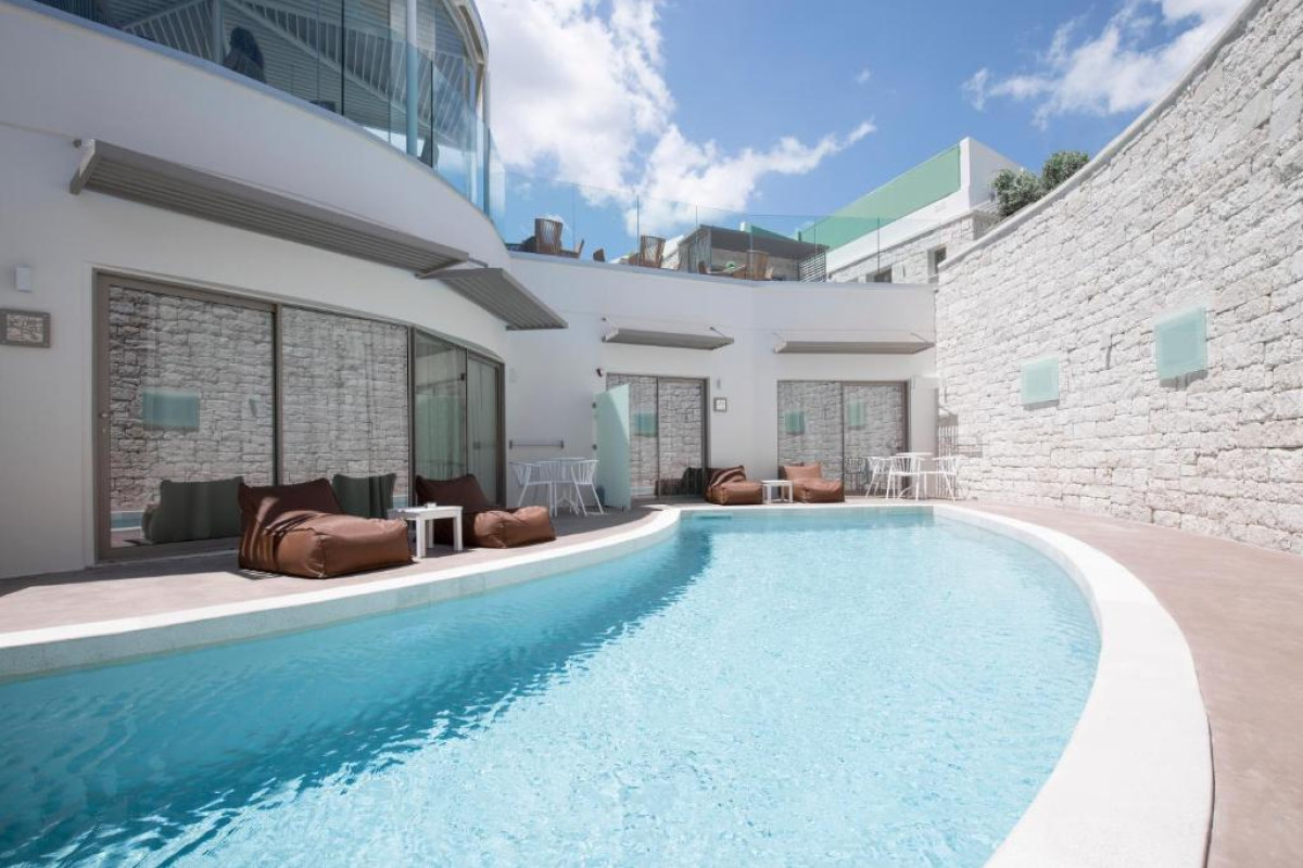 Aloe Boutique  & Suites (Adults only 16+)