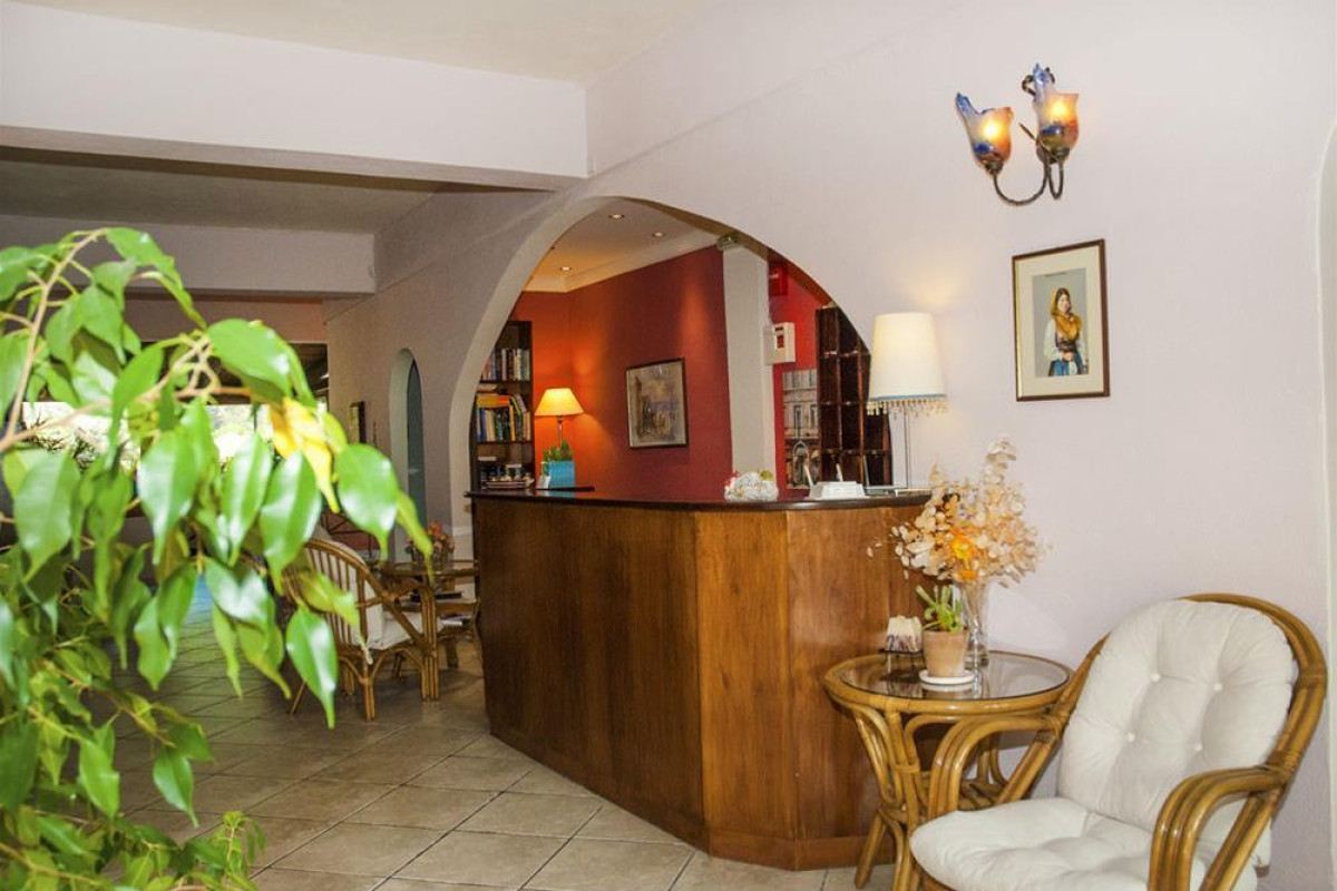 Alonakia Hotel