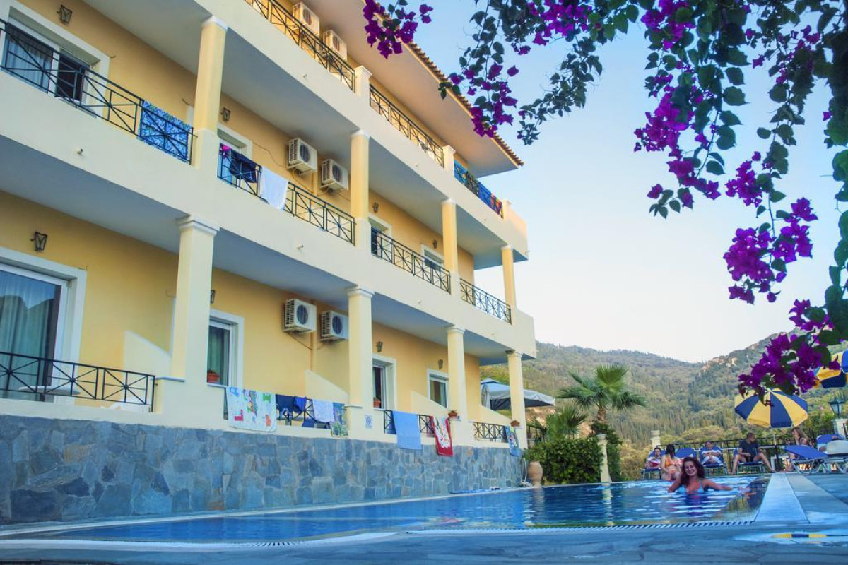 Alonakia Hotel