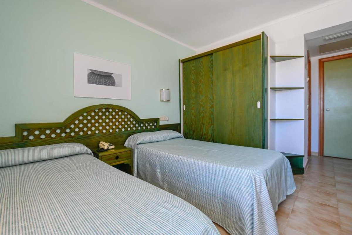 O7 Alondra Hotel