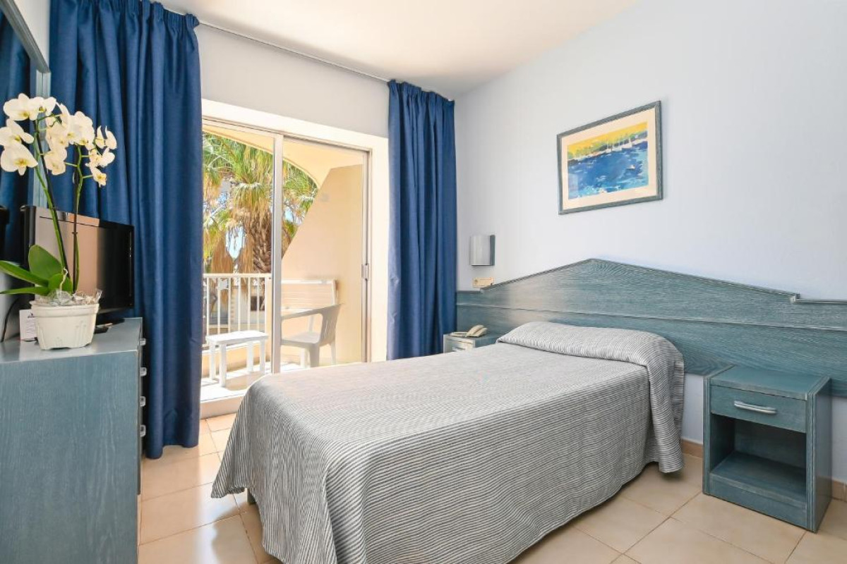 O7 Alondra Hotel
