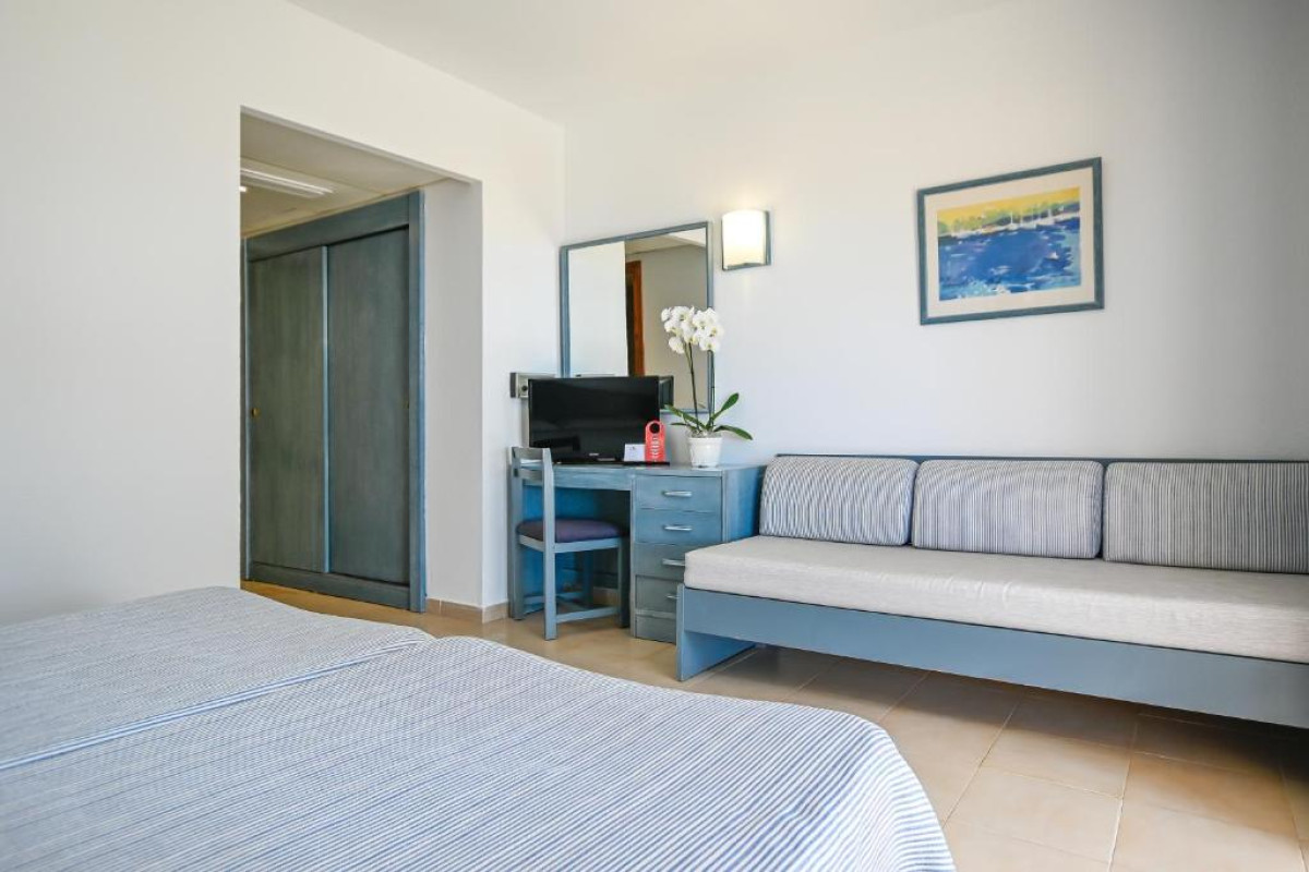 O7 Alondra Hotel