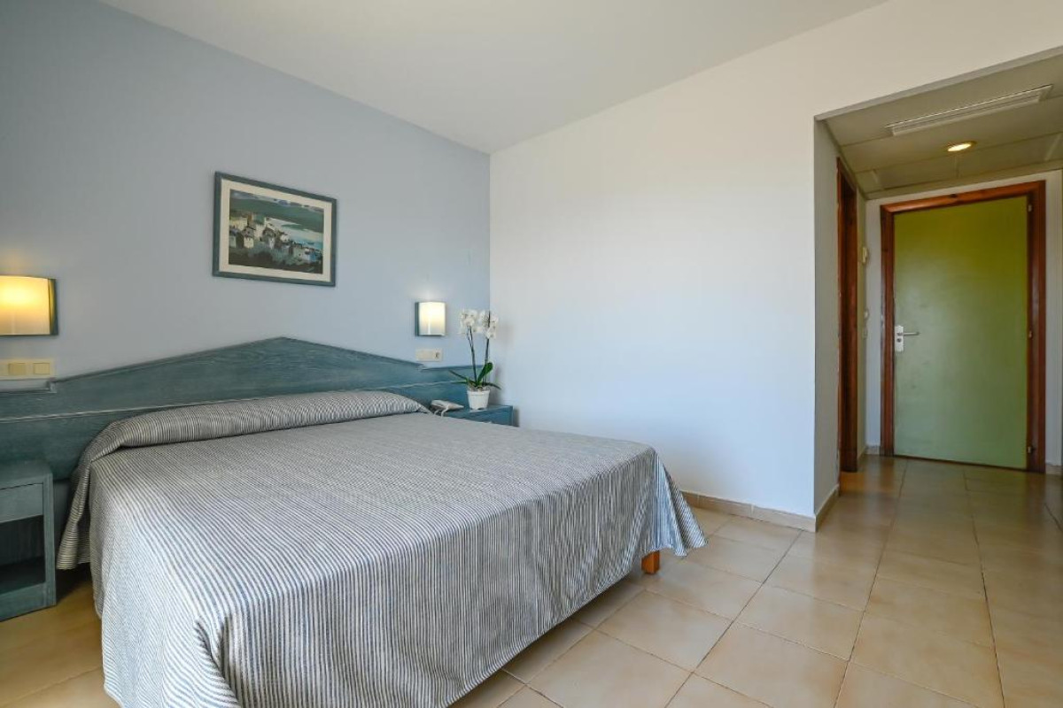 O7 Alondra Hotel