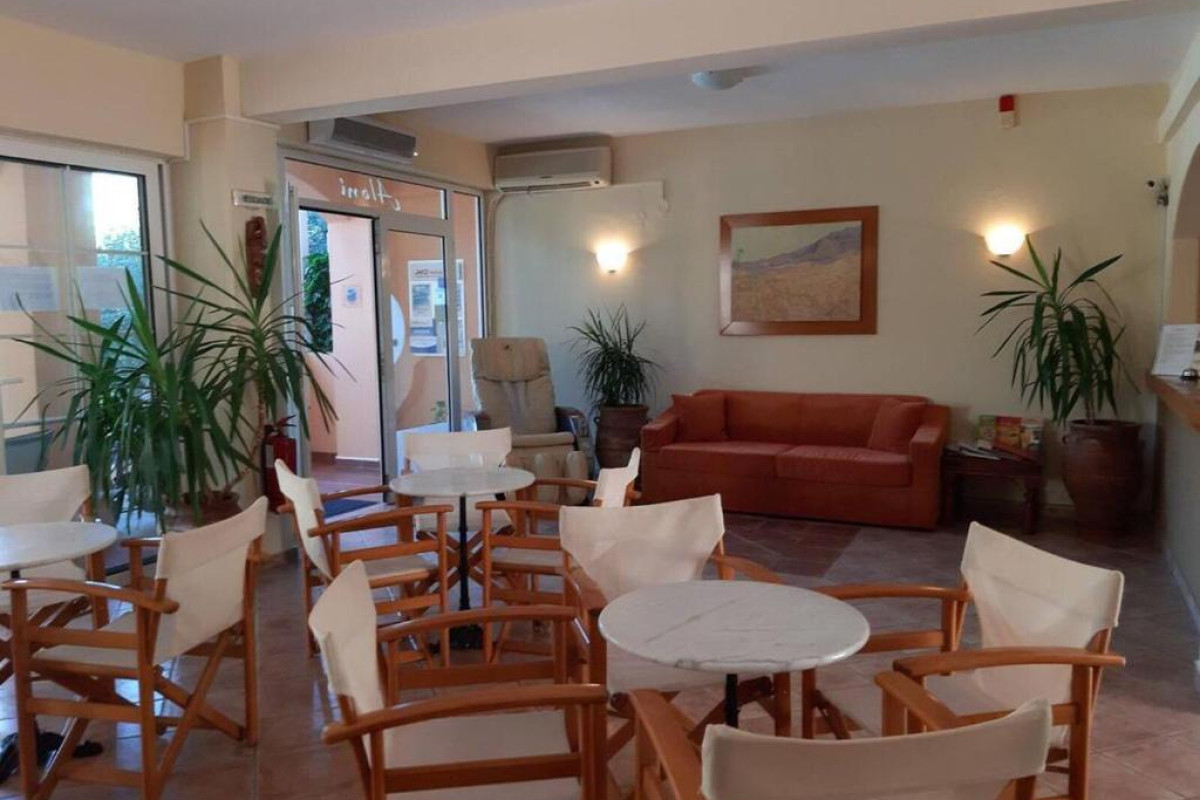 Aloni Hotel Studios