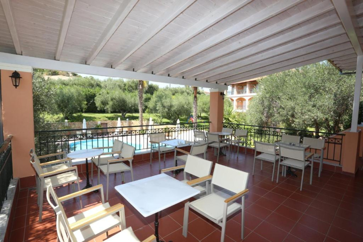 Aloni Hotel Studios