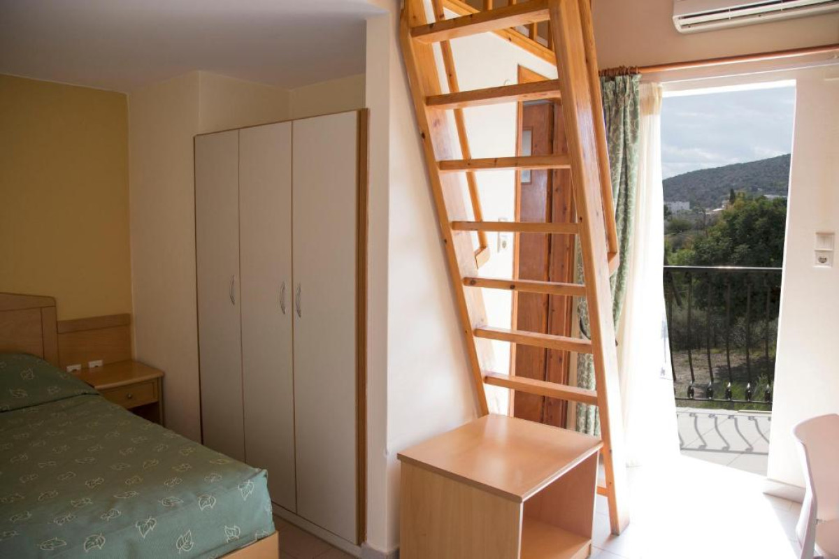 Alonia Studios & Maisonettes