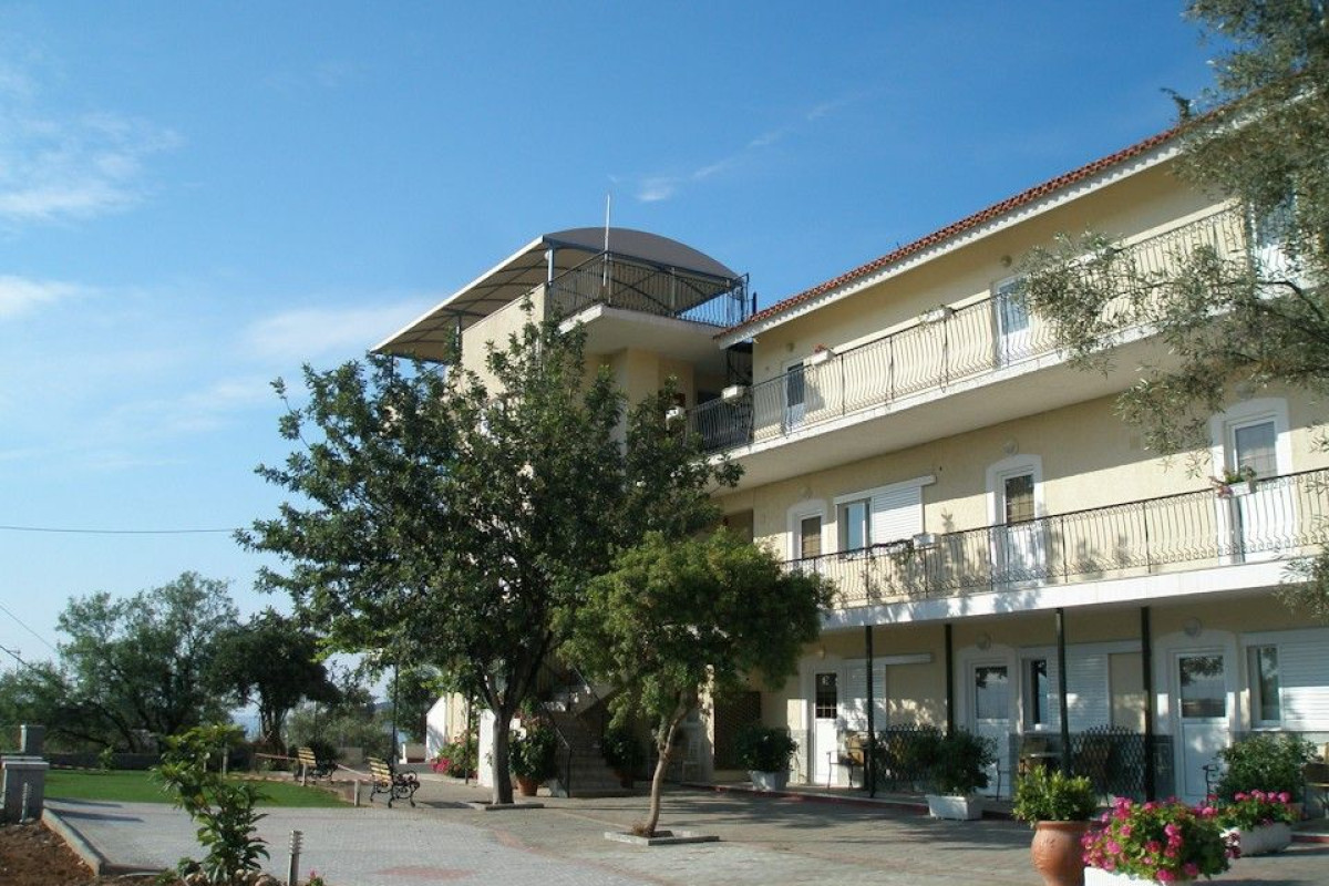 Alonia Studios Tolo