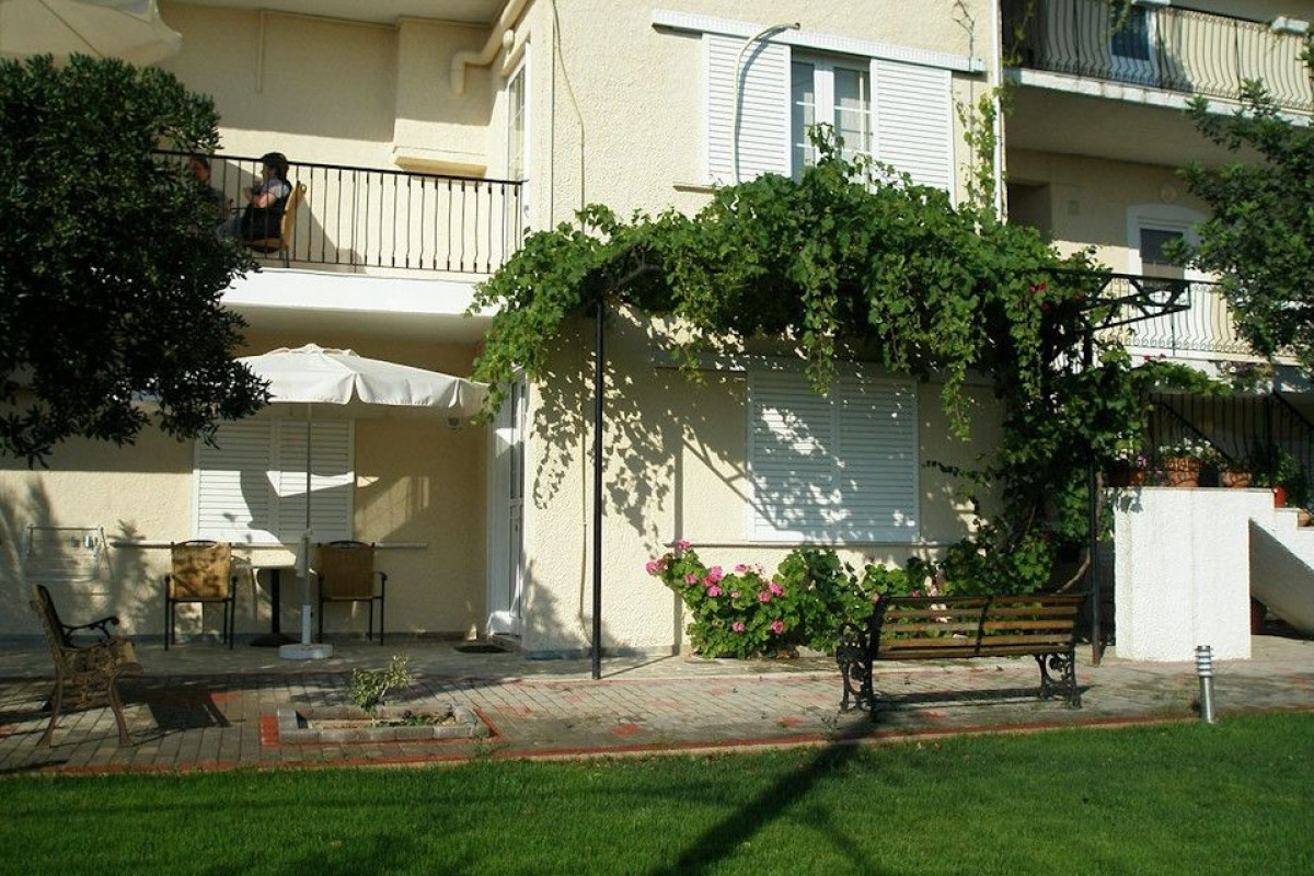 Alonia Studios Tolo