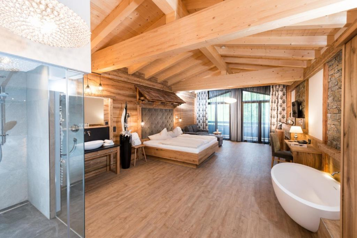 Alpenhotel Fall in Love