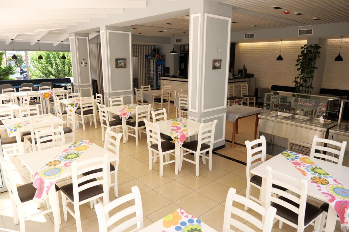 Alpha Hotel