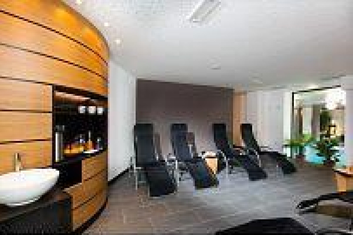 Alpine-City Wellness Hotel Dominik