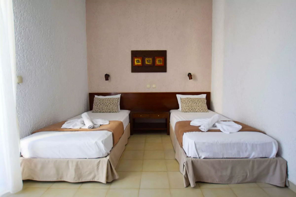 ALTIS HOTEL