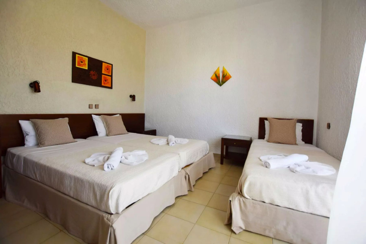 ALTIS HOTEL