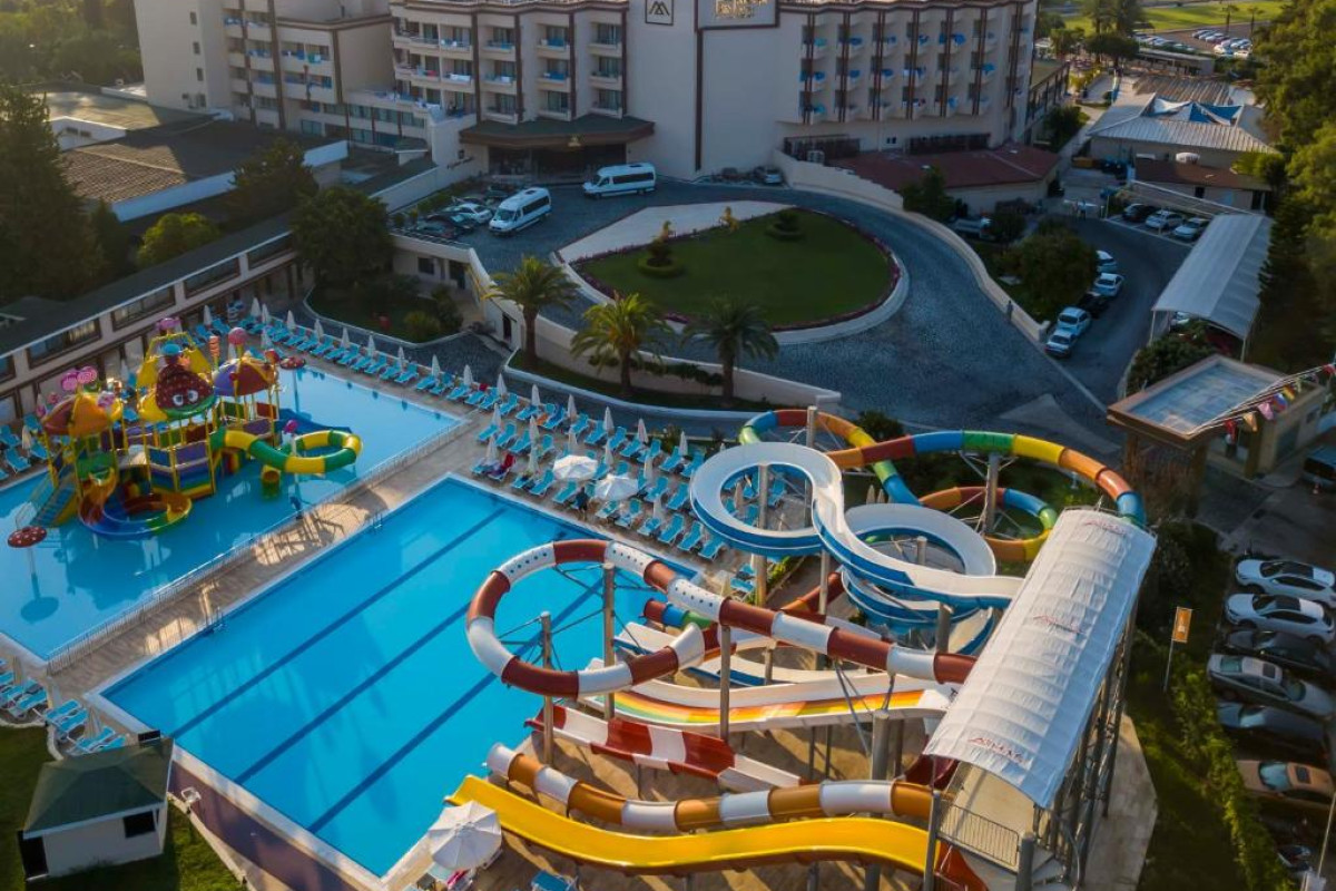 AMARA FAMILY RESORT