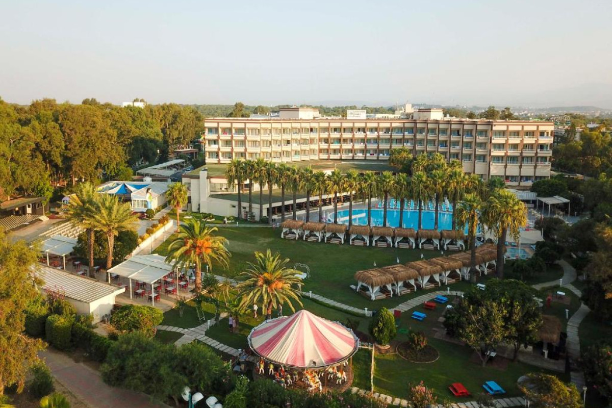 AMARA FAMILY RESORT