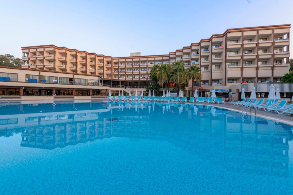 AMARA FAMILY RESORT