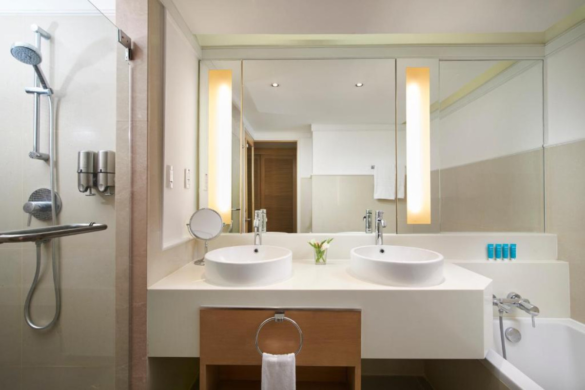 Hotel Amari Watergate