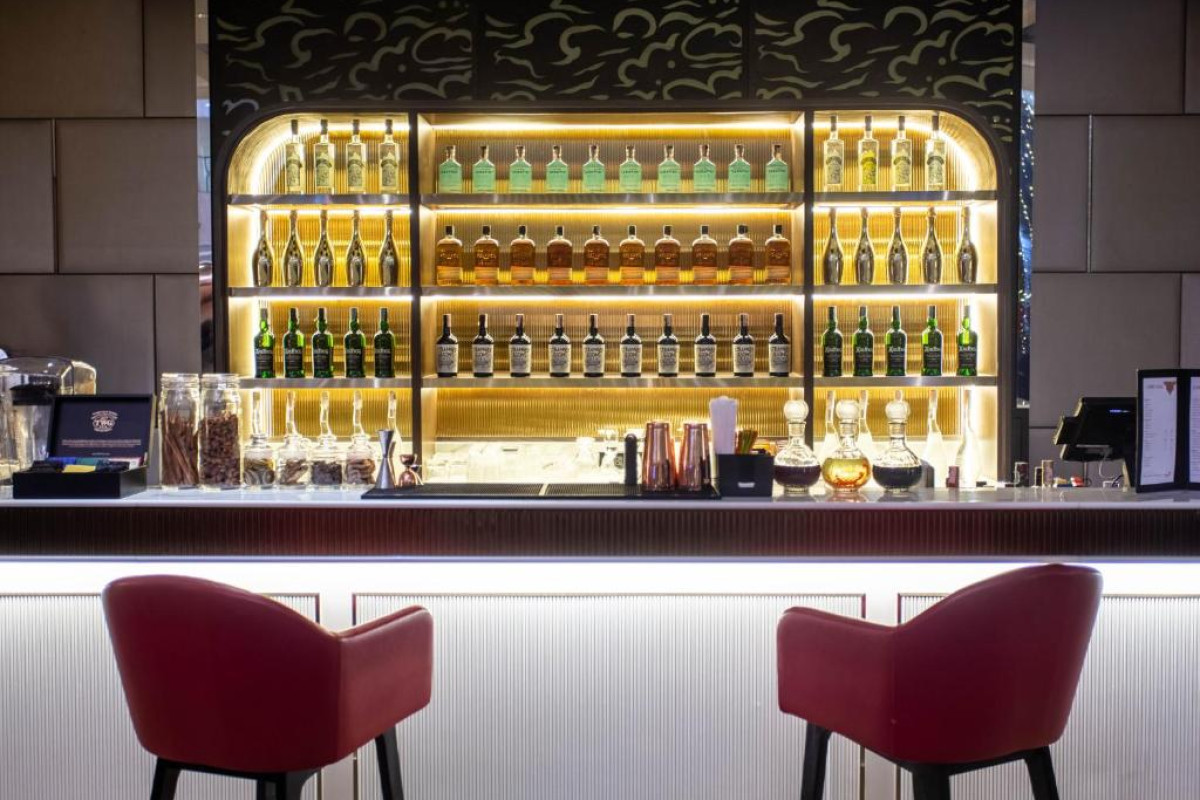 Hotel Amari Watergate
