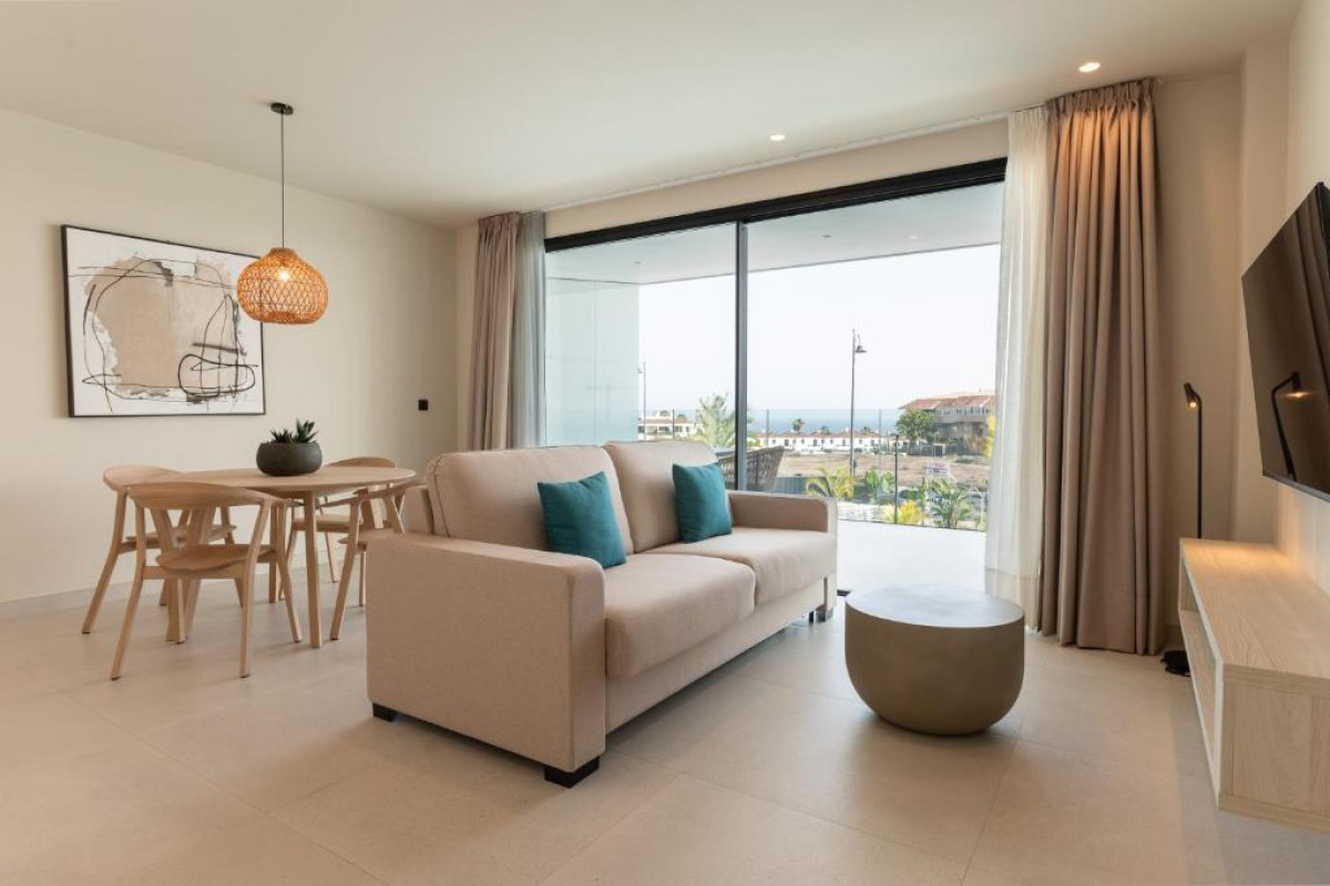 Amarilla Golf Residences