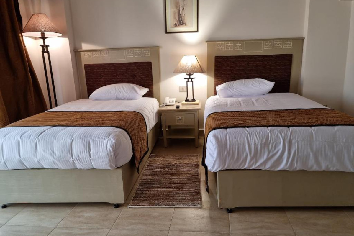 Amarina Queen Resort