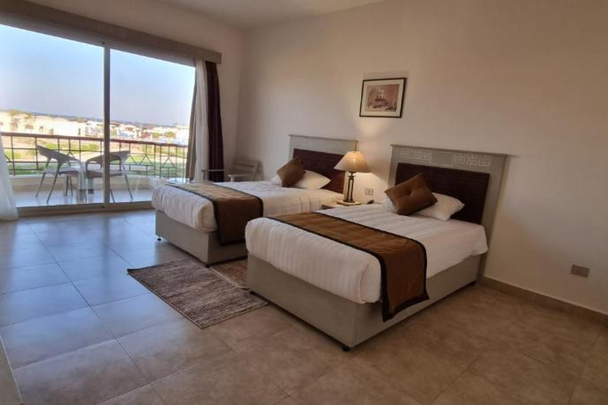 Amarina Queen Resort