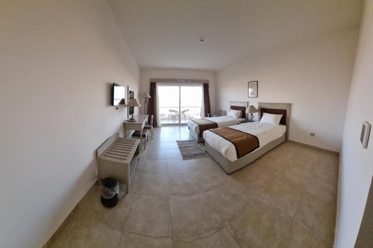 Amarina Queen Resort