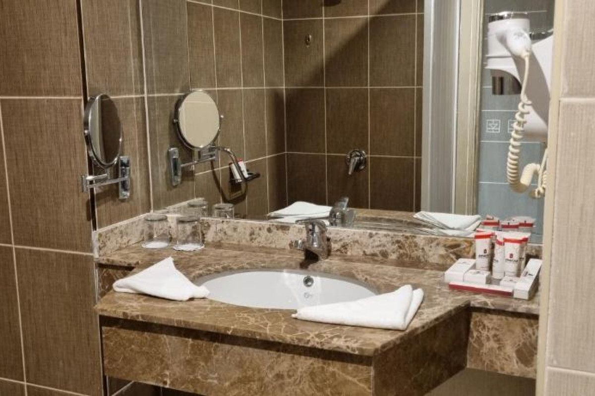 Amarina Queen Resort