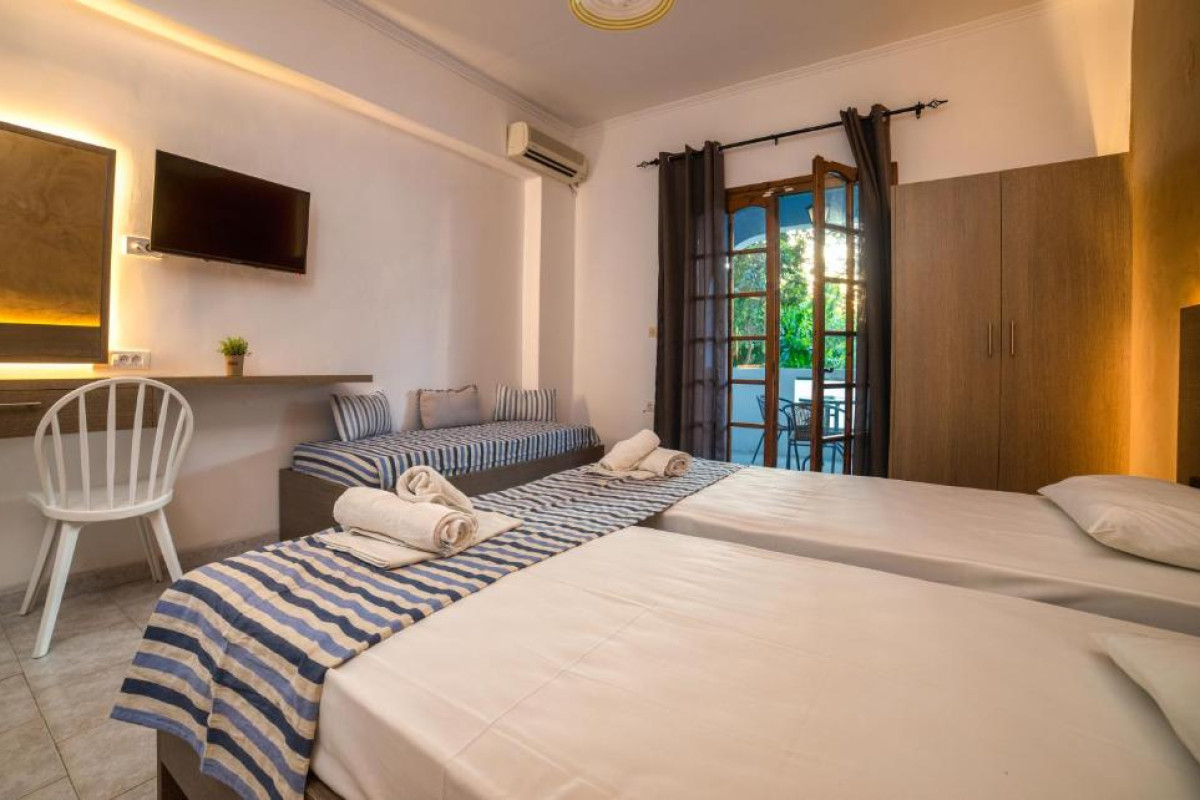 Amarylis Studios and Apartments